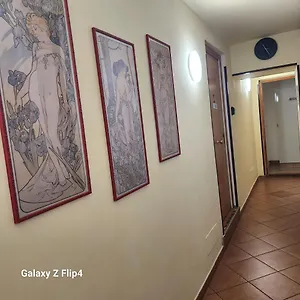 Sweethousevittorio , Roma Italia